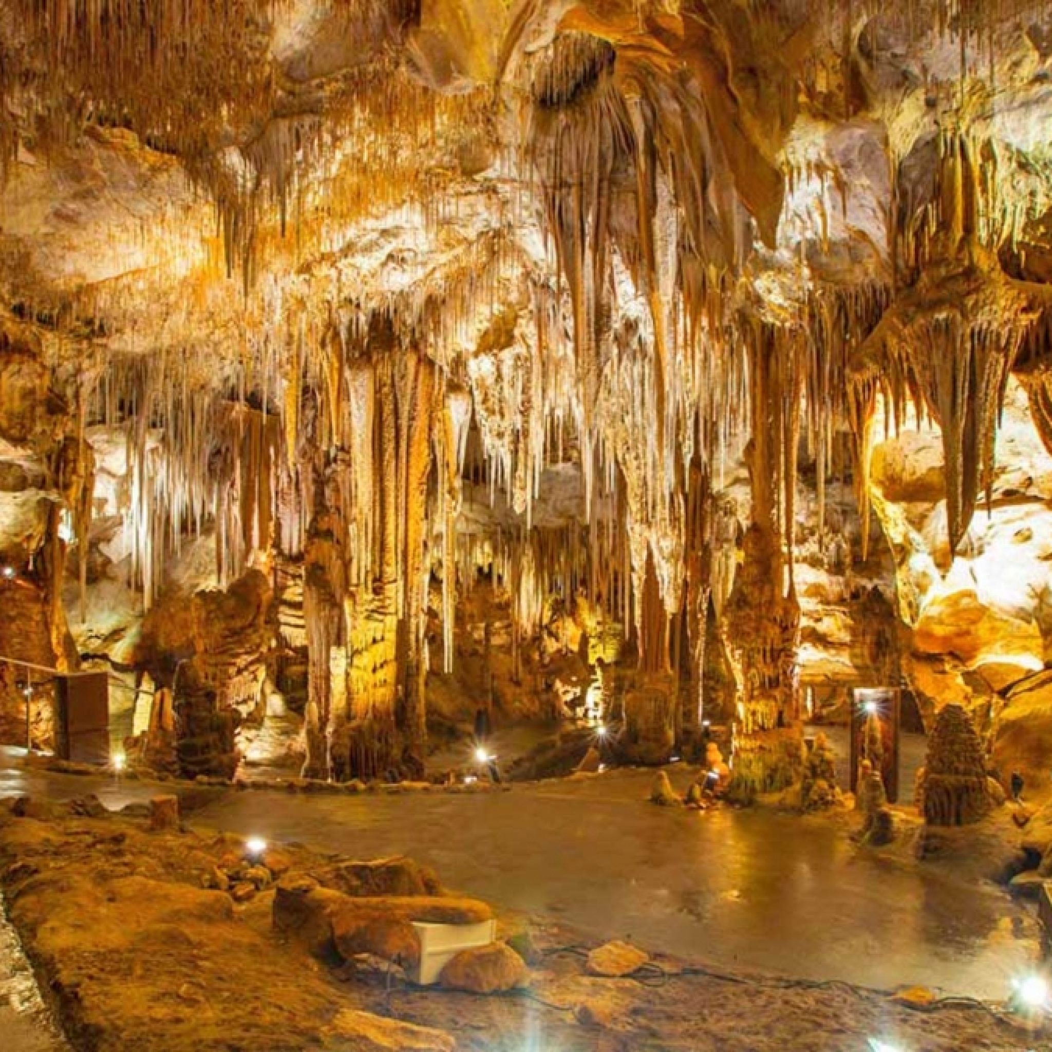 Scendere Nelle Murge Pi Segrete Le Grotte Di Castellana Bari